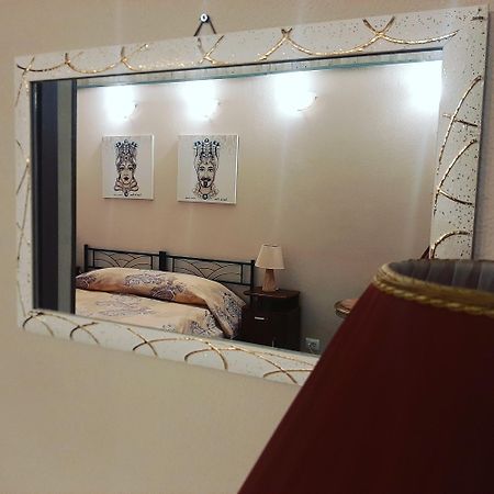 San Nicolo House Bed and Breakfast Aci Catena Exteriör bild