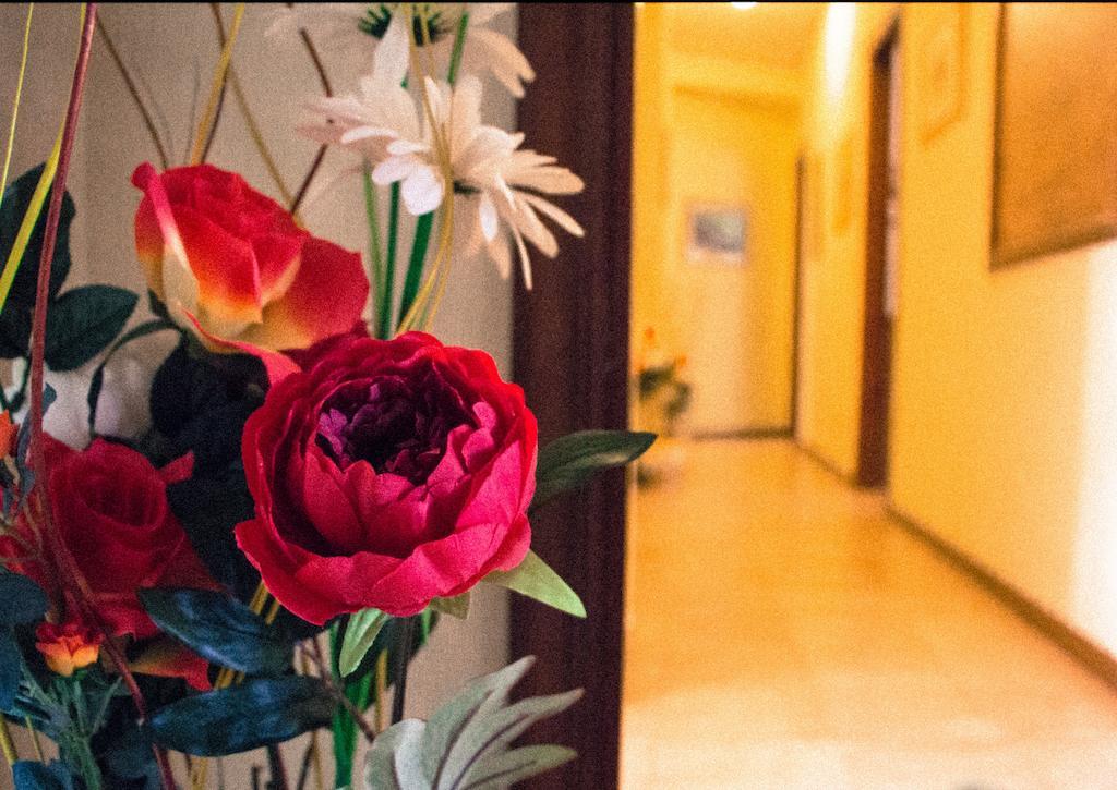 San Nicolo House Bed and Breakfast Aci Catena Exteriör bild