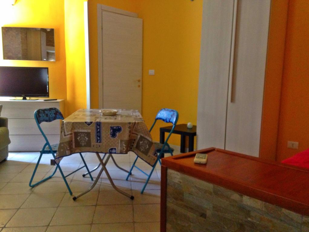 San Nicolo House Bed and Breakfast Aci Catena Exteriör bild