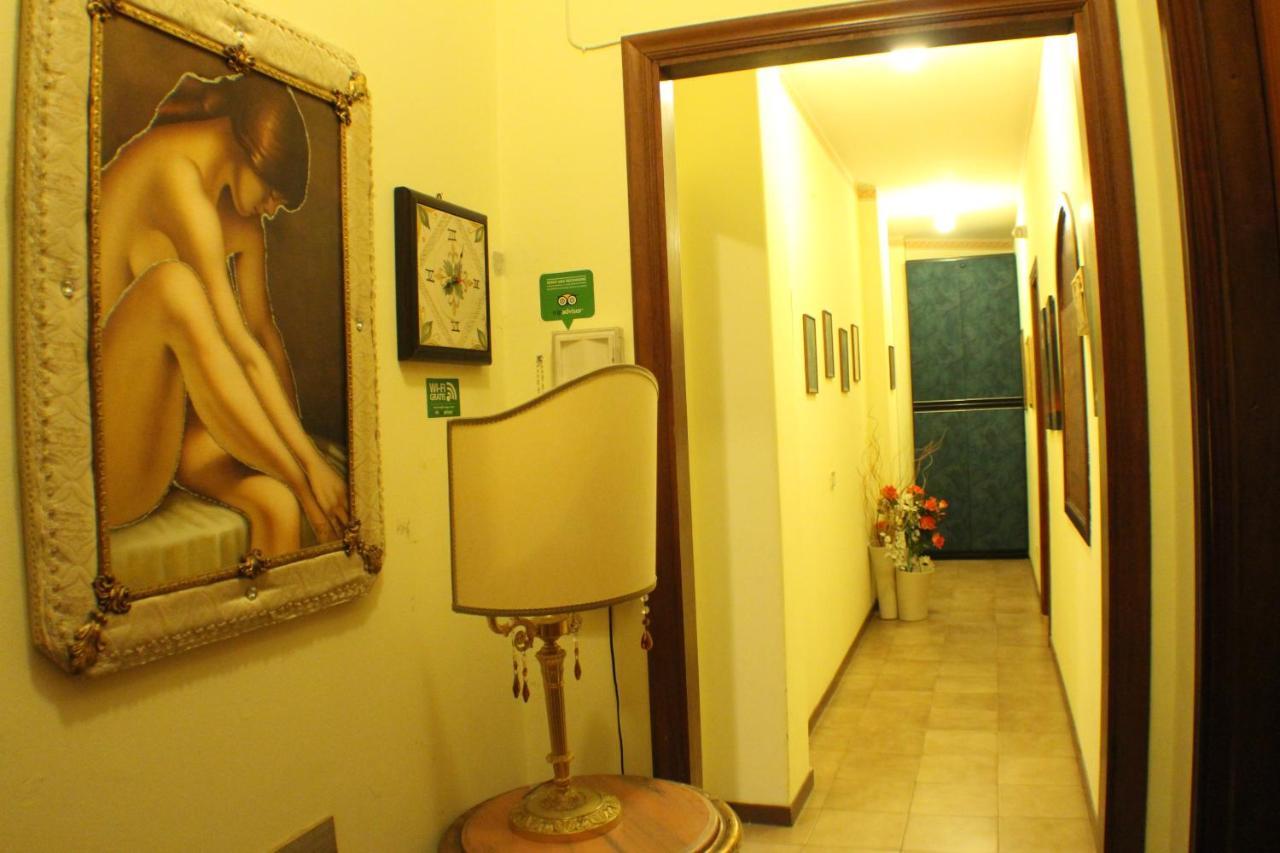San Nicolo House Bed and Breakfast Aci Catena Exteriör bild